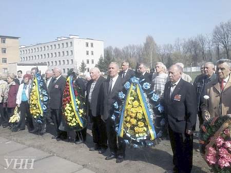 Память погибших в концлагерях почтили в Хмельницком