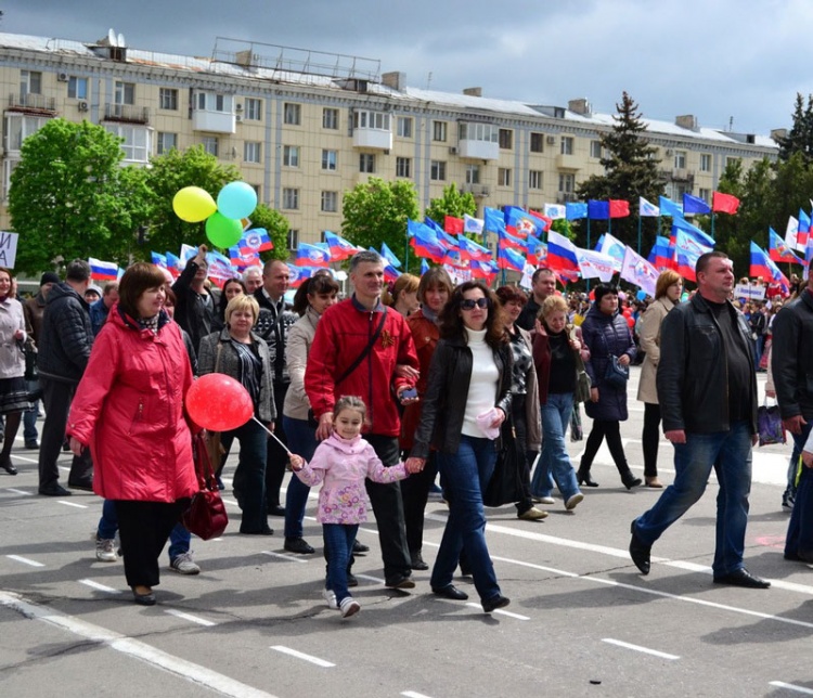2016 год. 1 мая. Луганск.652