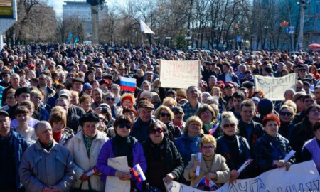 Луганская республика обратилась к международному сообществу с просьбой о ее признании.