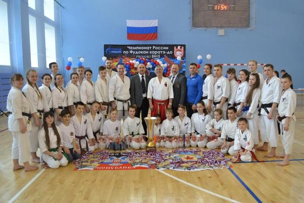 65 медалей и третье командное место завоевали  каратисты ЛНР на турнире в России (фото)