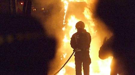 За сутки 4 января спасатели МЧС ЛНР ликвидировали семь пожаров, два человека погибли.