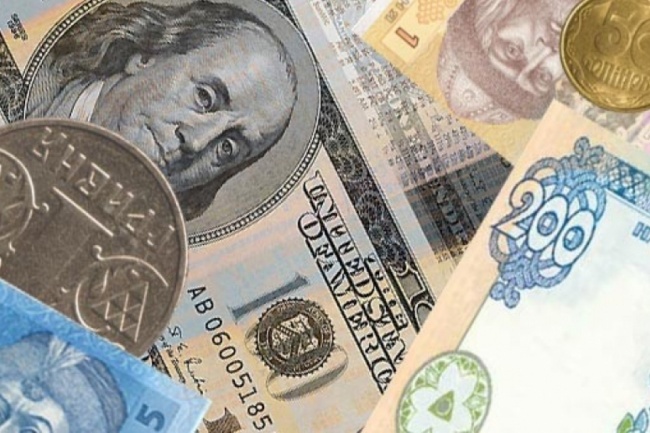Покатились дальше. Евро в обменниках Киева стоит больше 35 гривен
