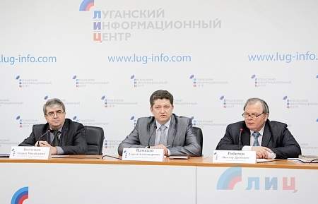 Высшие учебные заведения ЛНР упростят правила приема абитуриентов с подконтрольной Киеву Луганщины