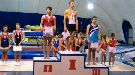 Луганские спортсмены стали призерами соревнований по прыжкам на батуте в РФ