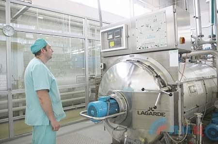 Фармацевтическая фабрика ГУП ЛНР «Лугмедфарм» возобновила выпуск всех лекарств, производившихся предприятием до начала карательной операции Украины