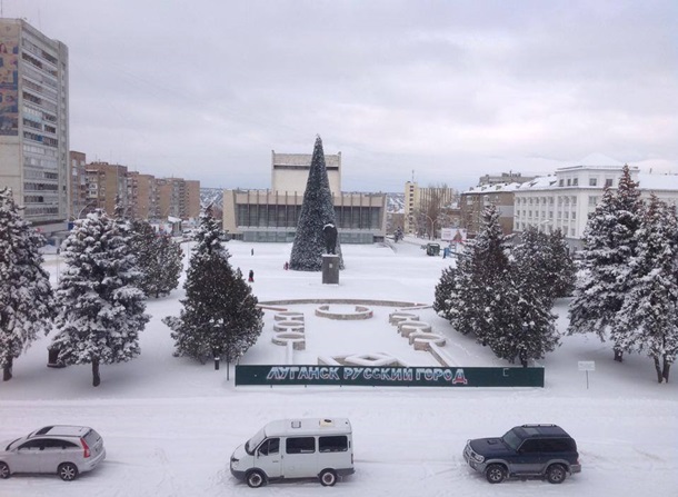 Соцработники Луганска приняли 5700 комплектов документов на выдачу новых проездных