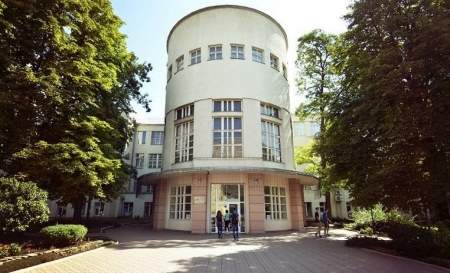28 мая пройдет пробное онлайн-тестирование для абитуриентов Луганского национального университета (ЛНУ) имени Шевченко