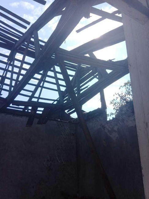 Украинские каратели обстреляли жилые районы п. Донецкий г. Кировска
