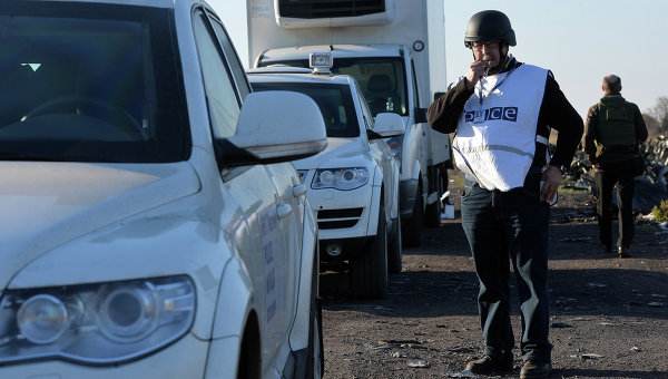Нарушения режима прекращения огня боевиками ВСУ вблизи донецкого аэропорта фиксируют наблюдатели ОБСЕ