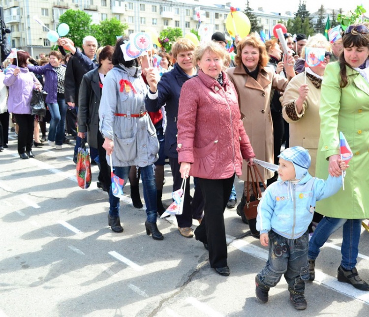 2016 год. 1 мая. Луганск.666