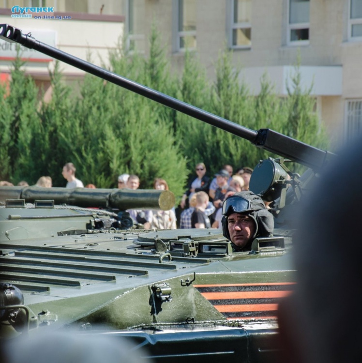 2016 год. Луганск. 9 мая.928