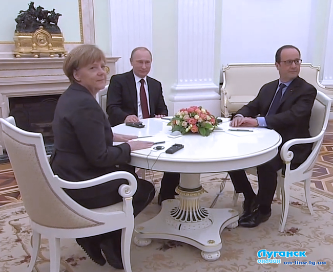 Фото с переговоров между Олландом, Меркель и Путиным